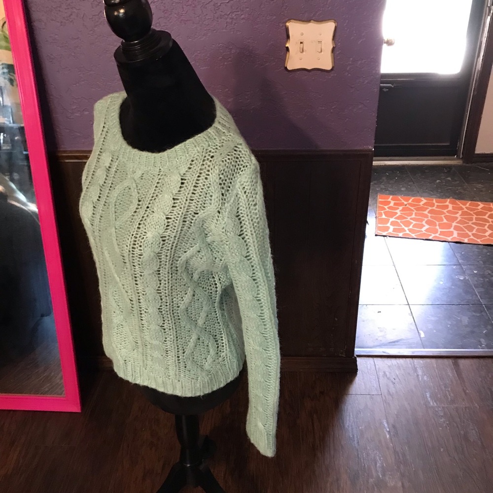 Sweater - Picture 4 of 5